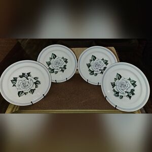 Set of 4 Homer Laughlin Eggshell Nautilus White Rose China Plates Set